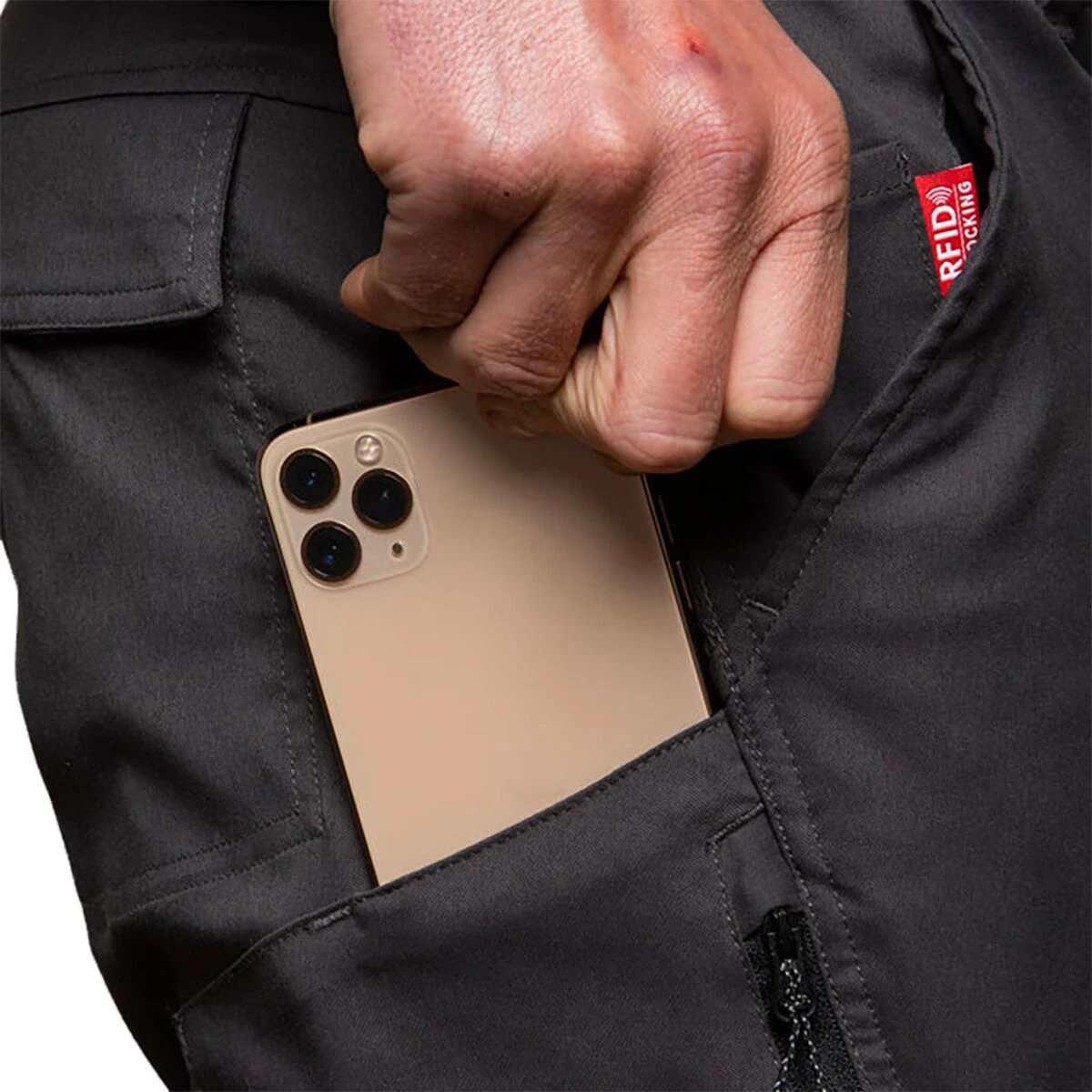 686 Everywhere Merino Wool Lined Slim Fit Pant - Men's 2 686 Everywhere Merino Wool Lined Slim Fit Pant - Men's - Image 2